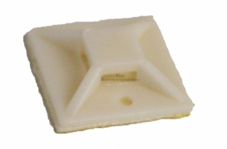 Universalbrakett for drivstoffledninger